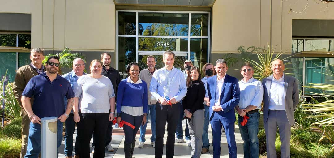 Sandvik Manufacturing Solutions President Christophe Sut and GibbsCAM Vice President Nick Spurrett were present to cut the ribbon and officially open the office.